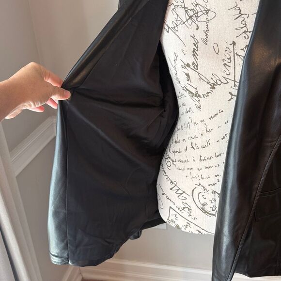 Forever 21 Black Faux Leather Women's Jacket - Picture 7 of 14